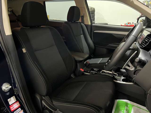 三菱 アウトランダー ２．４ ２４Ｇ ４ＷＤ H30年 (北海道) 99