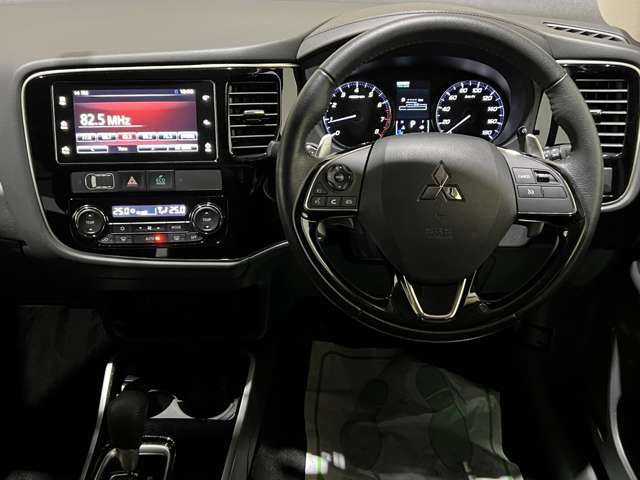 三菱 アウトランダー ２．４ ２４Ｇ ４ＷＤ H30年 (北海道) 99