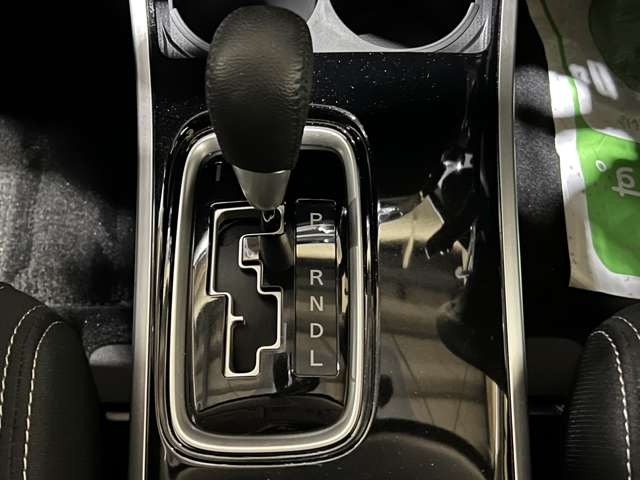 三菱 アウトランダー ２．４ ２４Ｇ ４ＷＤ H30年 (北海道) 99