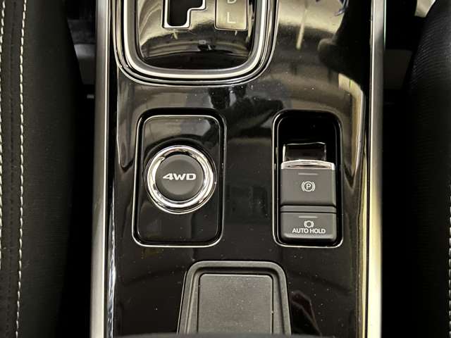 三菱 アウトランダー ２．４ ２４Ｇ ４ＷＤ H30年 (北海道) 99