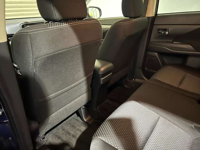 三菱 アウトランダー ２．４ ２４Ｇ ４ＷＤ H30年 (北海道) 99