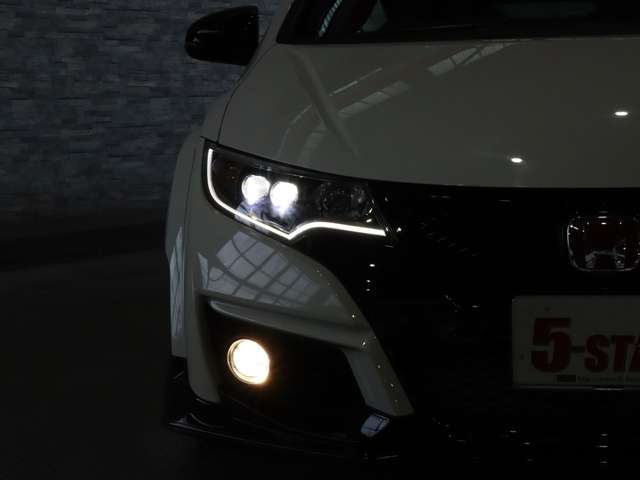 ホンダ シビック ２．０ H28年 (関東) 99