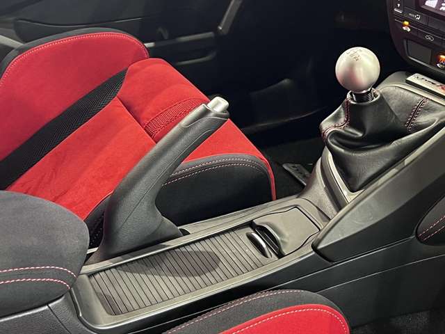 ホンダ シビック ２．０ H28年 (関東) 99