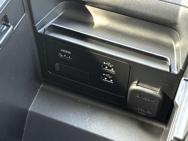 マツダ ＣＸ−３０ １．８ ＸＤ ブラックトーンエディション ディーゼルターボ ４ＷＤ R4年 (関東) 99