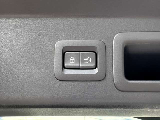 マツダ ＣＸ−３０ １．８ ＸＤ ブラックトーンエディション ディーゼルターボ ４ＷＤ R4年 (関東) 99