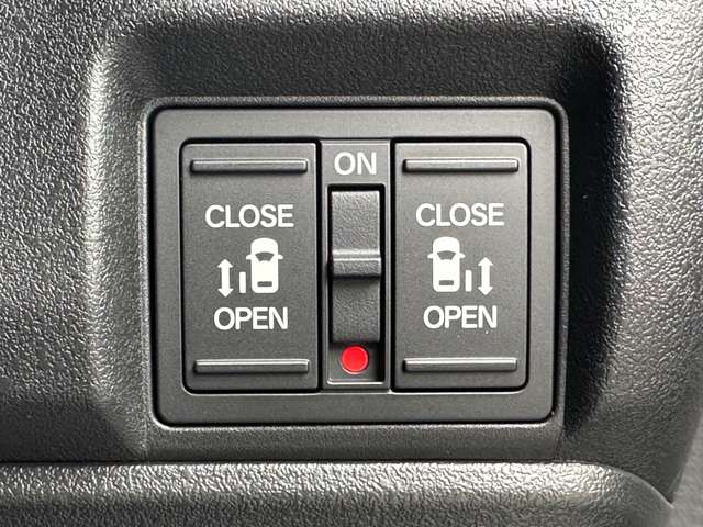 ホンダ Ｎ　ＢＯＸ カスタム ６６０ ターボ R6年 (関東) 99