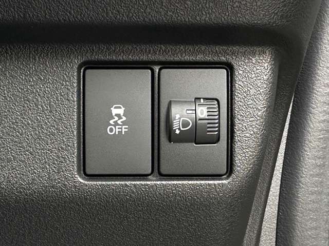 ホンダ Ｎ　ＢＯＸ カスタム ６６０ ターボ R6年 (関東) 99