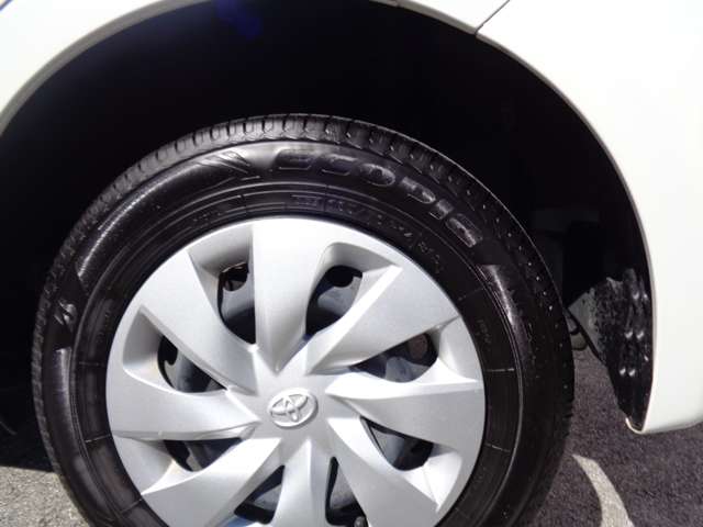 トヨタ ヴィッツ １．３ Ｆ ４ＷＤ H29年 () 99
