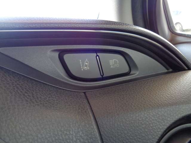 トヨタ ヴィッツ １．３ Ｆ ４ＷＤ H29年 () 99