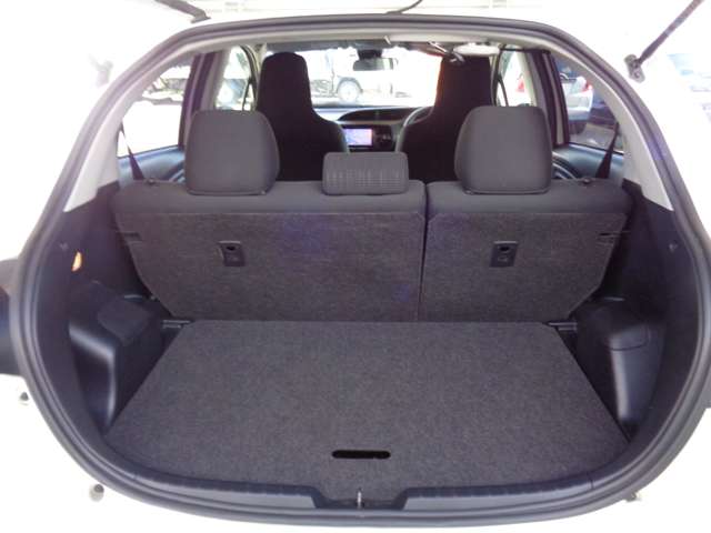 トヨタ ヴィッツ １．３ Ｆ ４ＷＤ H29年 () 99