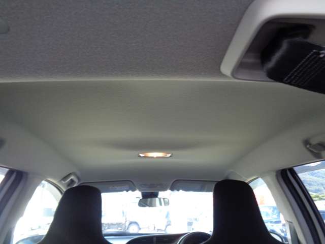 トヨタ ヴィッツ １．３ Ｆ ４ＷＤ H29年 () 99