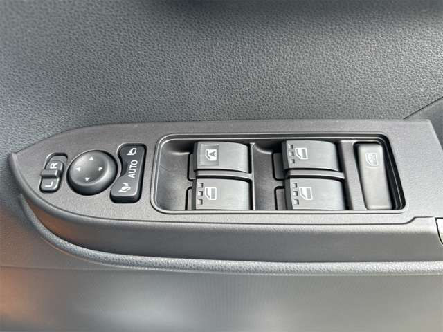 ダイハツ タント ６６０ カスタム ＲＳ R6年 (近畿) 99