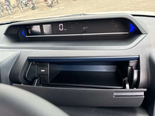 ダイハツ タント ６６０ カスタム ＲＳ R6年 (近畿) 99