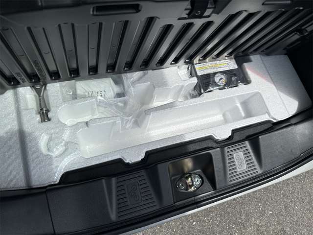 スズキ スペーシア ６６０ ハイブリッド Ｘ R6年 (近畿) 99