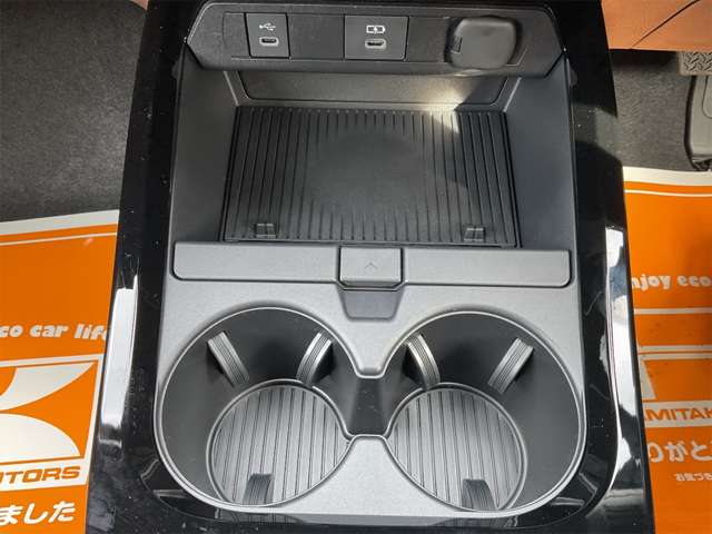 トヨタ プリウス ２．０ Ｚ R6年 (近畿) 99