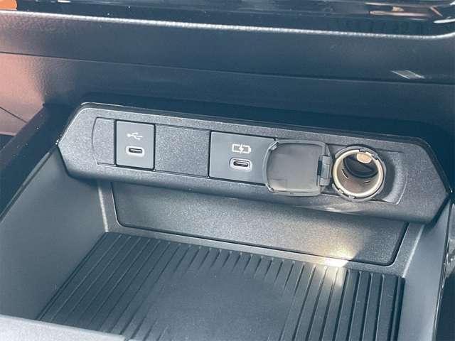 トヨタ プリウス ２．０ Ｚ R6年 (近畿) 99