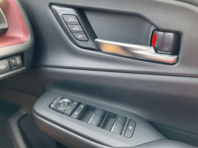 トヨタ プリウス ２．０ Ｚ R6年 (近畿) 99