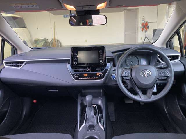 トヨタ カローラ　ツーリング　ハイブリッド １．８ ハイブリッド Ｇ－Ｘ Ｅ－ＦＯＵＲ ４ＷＤ R1年 (東北) 99