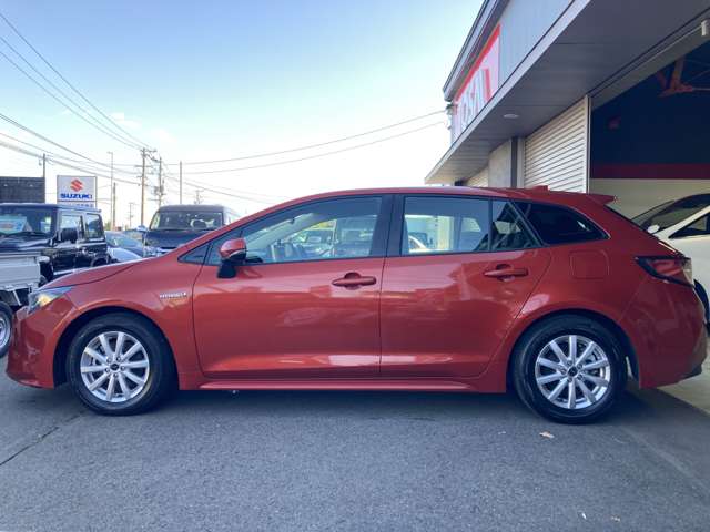 トヨタ カローラ　ツーリング　ハイブリッド １．８ ハイブリッド Ｇ－Ｘ Ｅ－ＦＯＵＲ ４ＷＤ R1年 (東北) 99