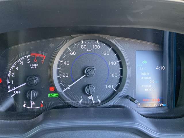 トヨタ カローラ　ツーリング　ハイブリッド １．８ ハイブリッド Ｇ－Ｘ Ｅ－ＦＯＵＲ ４ＷＤ R1年 (東北) 99
