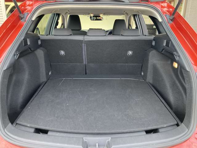 トヨタ カローラ　ツーリング　ハイブリッド １．８ ハイブリッド Ｇ－Ｘ Ｅ－ＦＯＵＲ ４ＷＤ R1年 (東北) 99