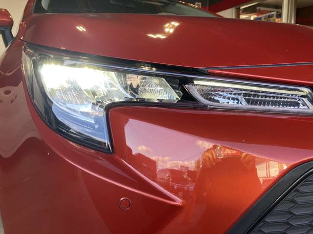 トヨタ カローラ　ツーリング　ハイブリッド １．８ ハイブリッド Ｇ－Ｘ Ｅ－ＦＯＵＲ ４ＷＤ R1年 (東北) 99