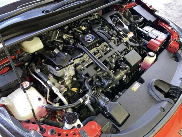 トヨタ カローラ　ツーリング　ハイブリッド １．８ ハイブリッド Ｇ－Ｘ Ｅ－ＦＯＵＲ ４ＷＤ R1年 (東北) 99