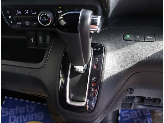 ホンダ Ｎ　ＢＯＸ ６６０ Ｇ Ｌ ホンダセンシング H29年 (関東) 99