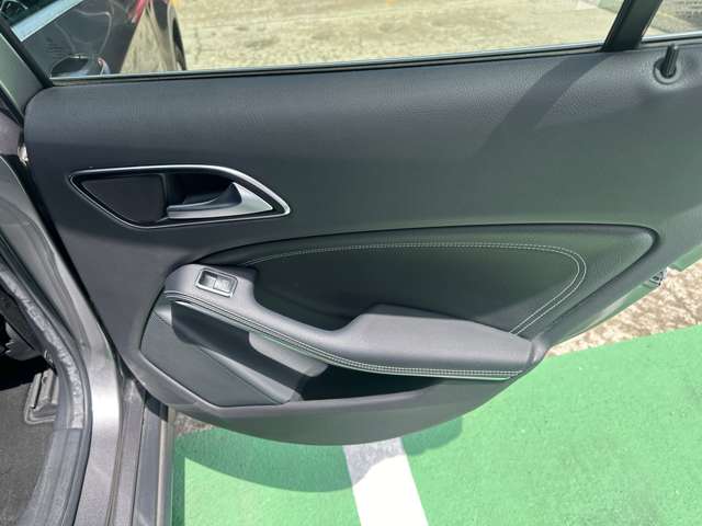 メルセデスベンツ ＧＬＡクラス ＧＬＡ１８０　オフロード H27年 (東海) 99