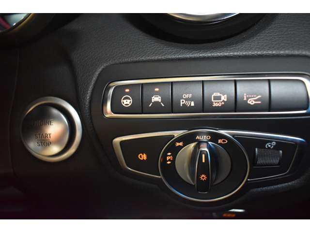 メルセデスベンツ ＧＬＣクラス ２５０ ４マチック スポーツ （本革仕様） ４ＷＤ H29年 (関東) 99