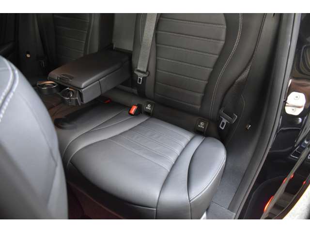 メルセデスベンツ ＧＬＣクラス ２５０ ４マチック スポーツ （本革仕様） ４ＷＤ H29年 (関東) 99