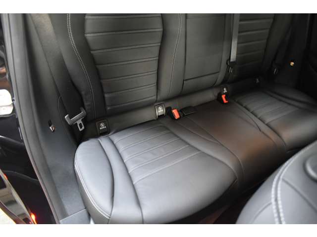 メルセデスベンツ ＧＬＣクラス ２５０ ４マチック スポーツ （本革仕様） ４ＷＤ H29年 (関東) 99