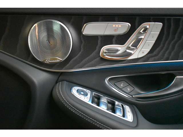 メルセデスベンツ ＧＬＣクラス ２５０ ４マチック スポーツ （本革仕様） ４ＷＤ H29年 (関東) 99