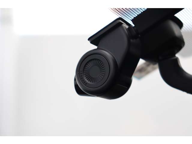 スバル インプレッサスポーツ ２．０ ＳＴＩ スポーツ R4年 (関東) 99