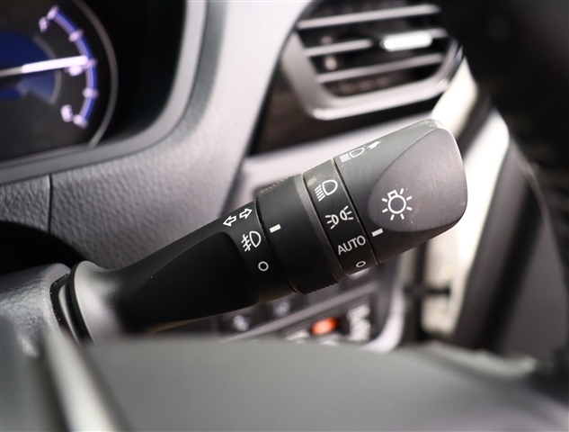 トヨタ ノア １．８ ハイブリッド ＳＩ ＷＸＢ H30年 (関東) 99