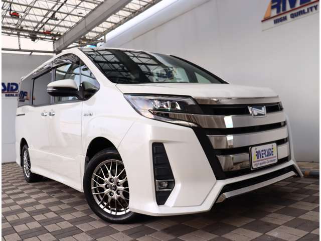 トヨタ ノア １．８ ハイブリッド ＳＩ ＷＸＢ H30年 (関東) 99