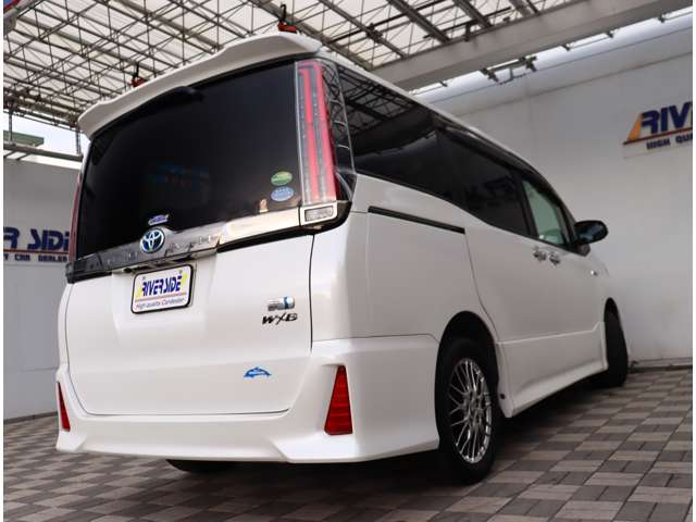 トヨタ ノア １．８ ハイブリッド ＳＩ ＷＸＢ H30年 (関東) 99