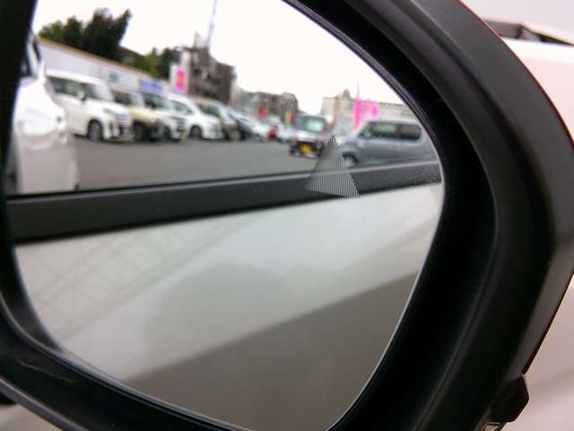 日産 ノートオーラ １．２ ＮＩＳＭＯ R4年 (関東) 99