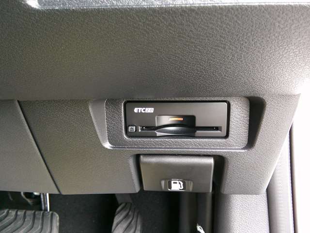 日産 ノートオーラ １．２ ＮＩＳＭＯ R4年 (関東) 99