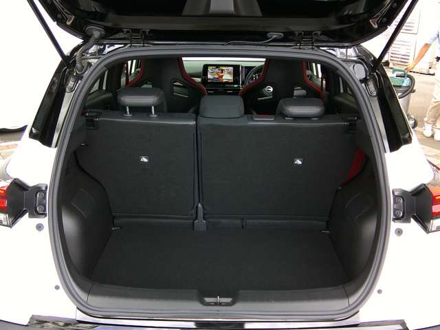 日産 ノートオーラ １．２ ＮＩＳＭＯ R4年 (関東) 99