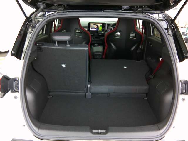 日産 ノートオーラ １．２ ＮＩＳＭＯ R4年 (関東) 99