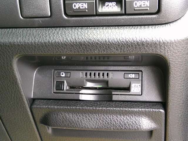 トヨタ ノア ２．０ ＳＩ ＷＸＢＩＩ R2年 (関東) 99