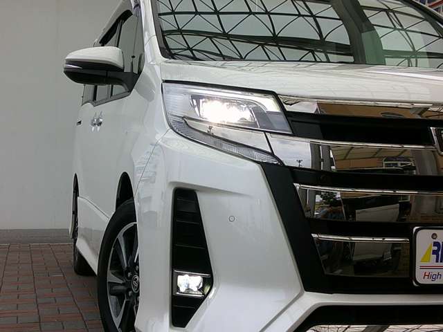 トヨタ ノア ２．０ ＳＩ ＷＸＢＩＩ R2年 (関東) 99