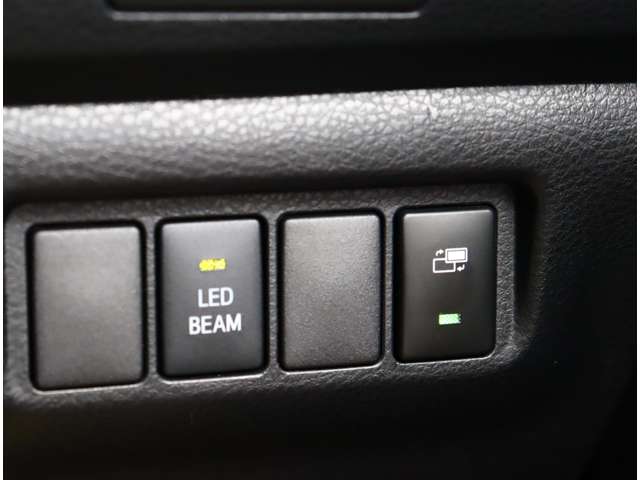 トヨタ ハリアー ２．０ エレガンス ＧＲ スポーツ R1年 (関東) 99