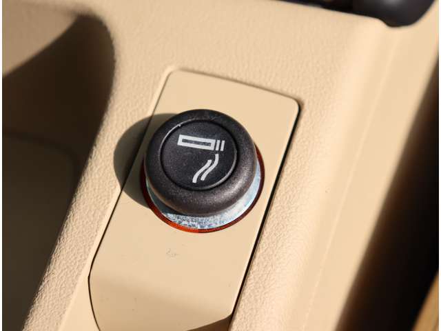 アウディ Ａ３　スポーツバック １．４　ＴＦＳＩ H24年 (関東) 99