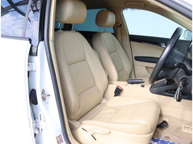 アウディ Ａ３　スポーツバック １．４　ＴＦＳＩ H24年 (関東) 99