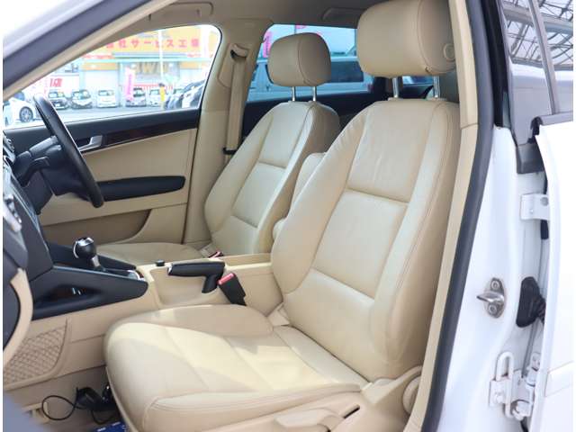 アウディ Ａ３　スポーツバック １．４　ＴＦＳＩ H24年 (関東) 99