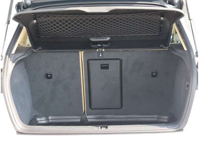 アウディ Ａ３　スポーツバック １．４　ＴＦＳＩ H24年 (関東) 99