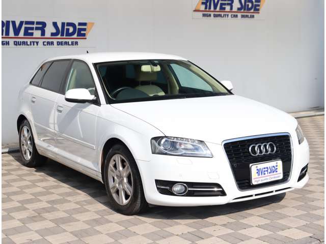 アウディ Ａ３　スポーツバック １．４　ＴＦＳＩ H24年 (関東) 99