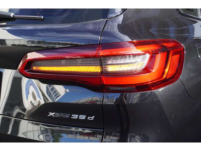 ＢＭＷ Ｘ５ Ｘドライブ ３５Ｄ Ｍスポーツ ４ＷＤ R1年 (近畿) 99